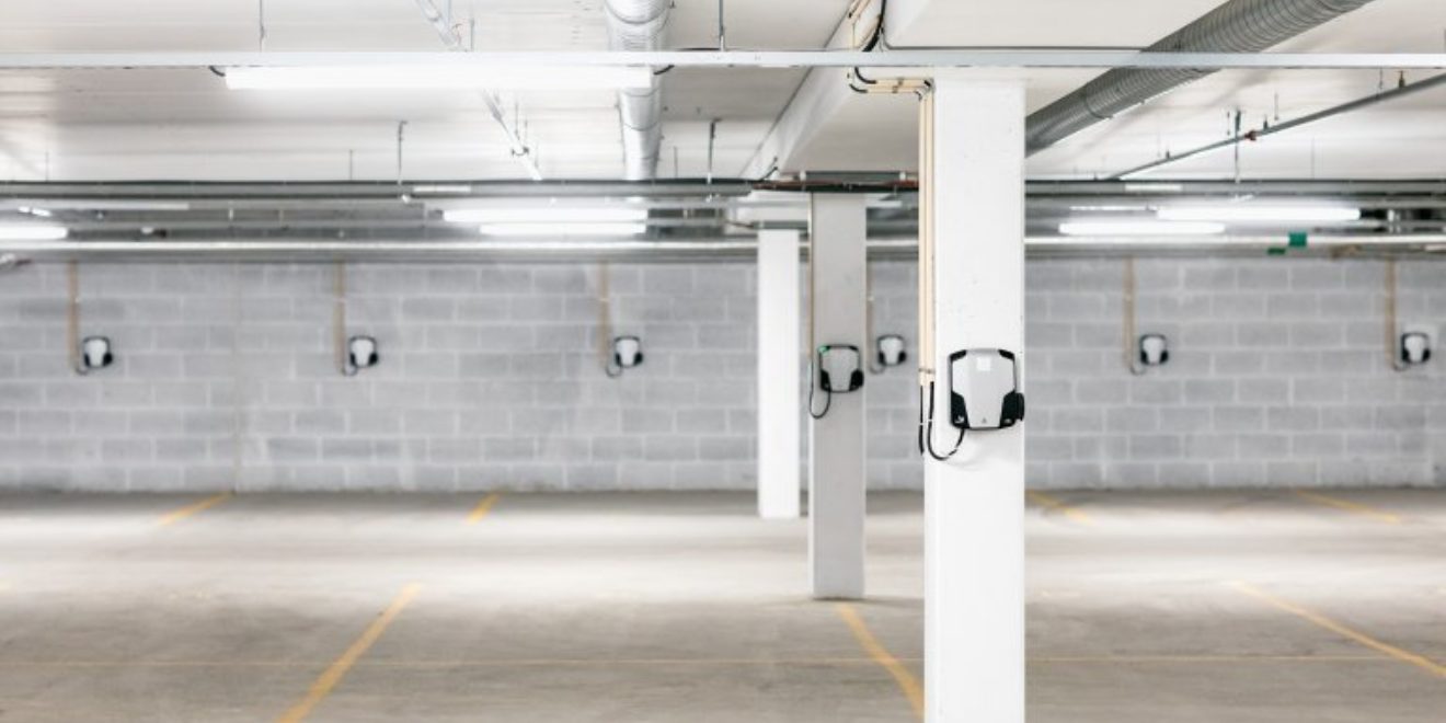 F81d0d9a43cdc30e9ad65e83e77c2a51